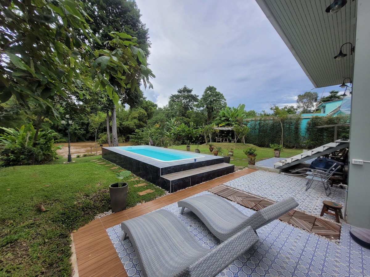 KhaoYai 6 Bedrooms pool villa