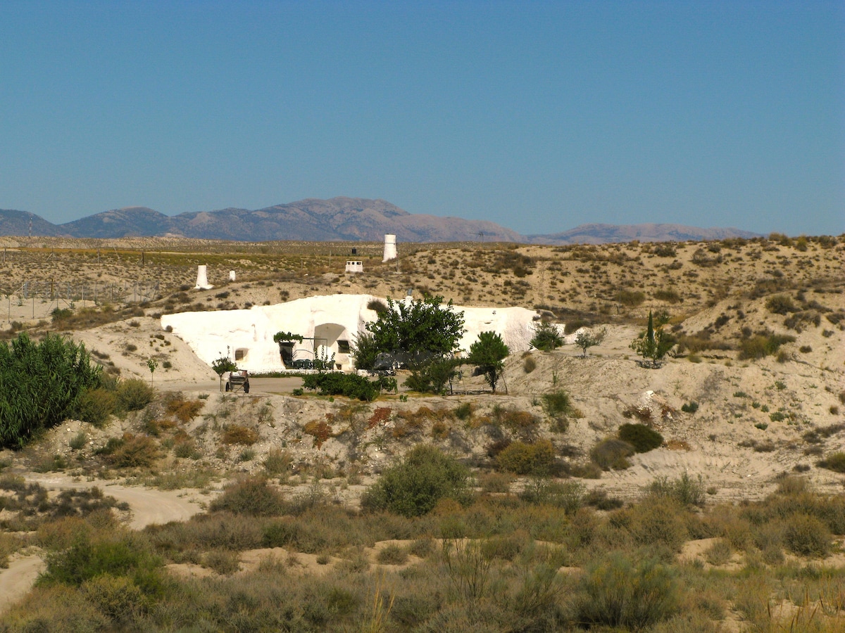 Alcobas 1 A Cave in Andalusia