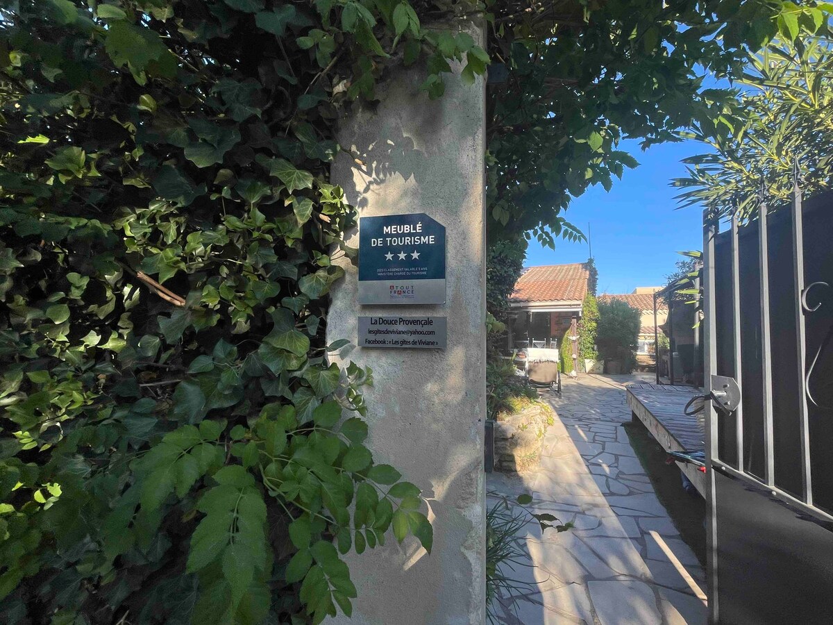 Gite « La douce Provençale » à Vers-Pont-du-Gard