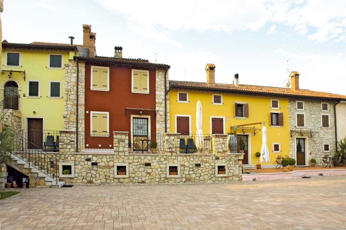 Agriturismo con piscina tra le vigne - Il Volto