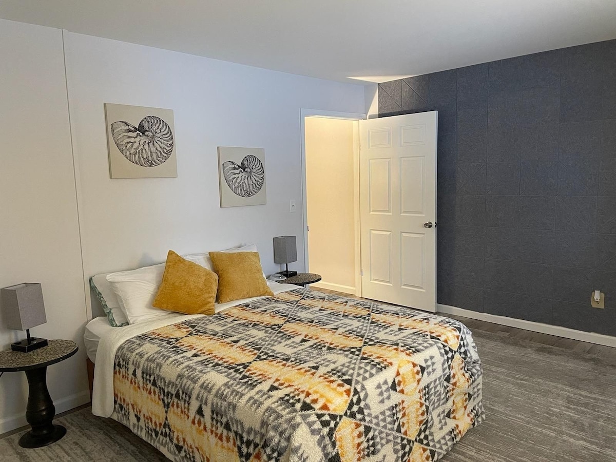 1 b-room Suite, Ballston Spa,
near Saratoga