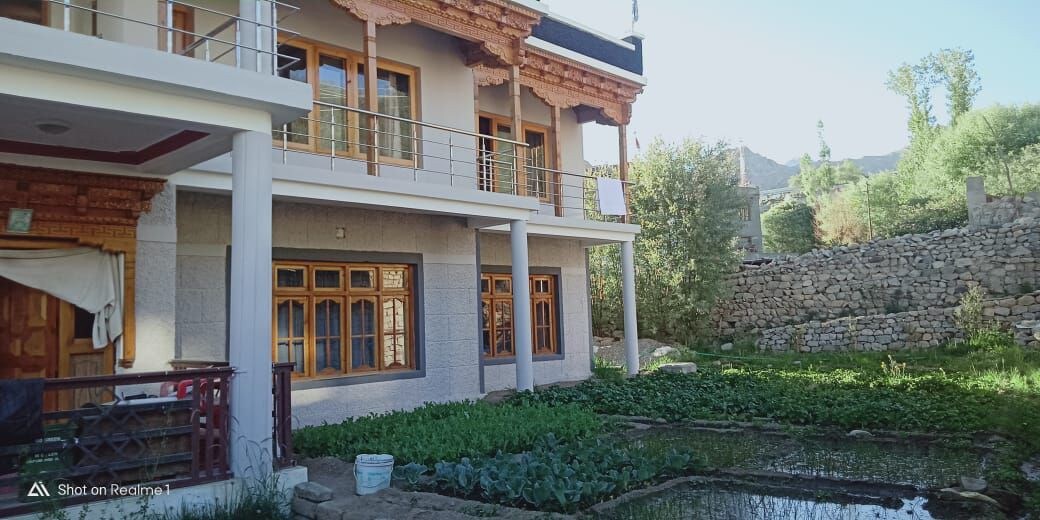 Beautiful Homestay with spacious rooms in Leh city