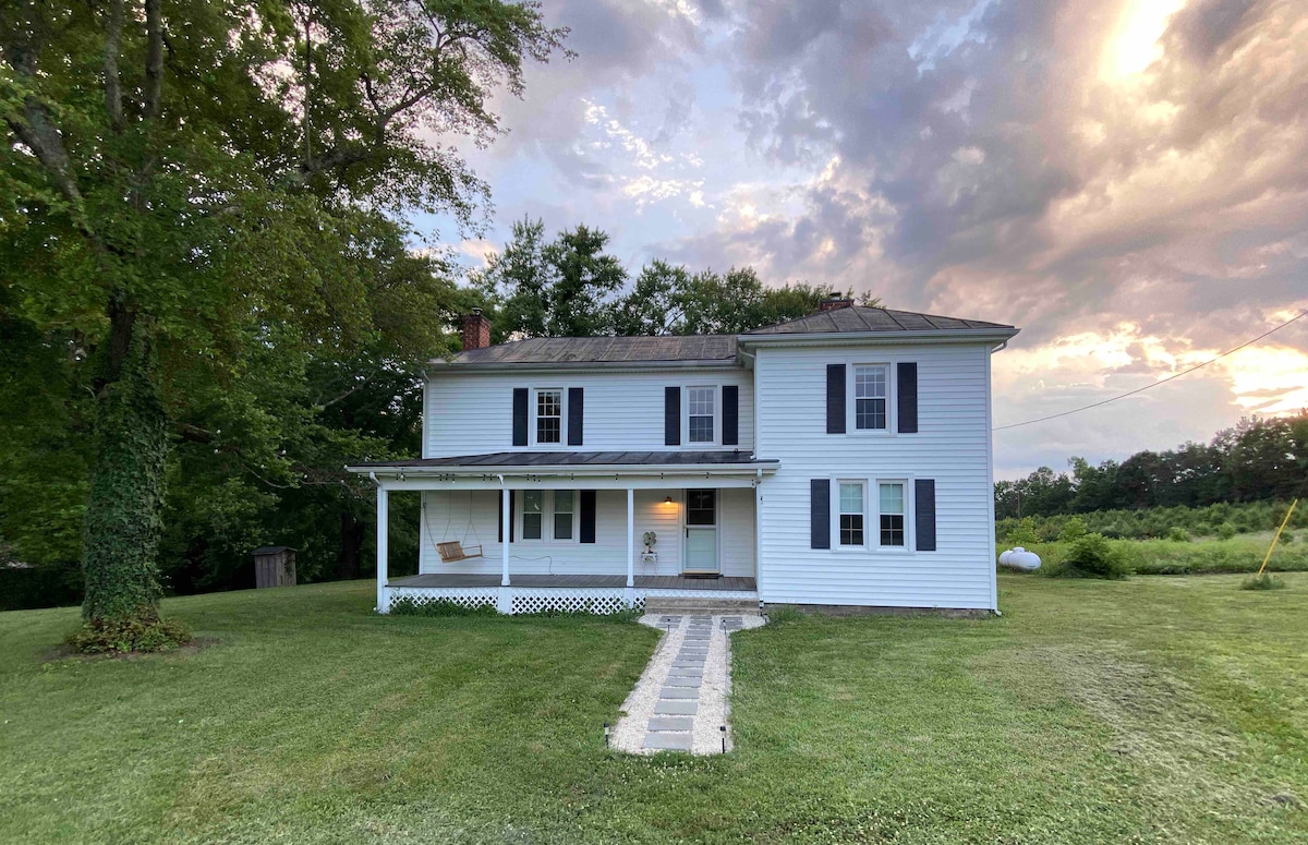 The Farmhouse at Stoney Ridge