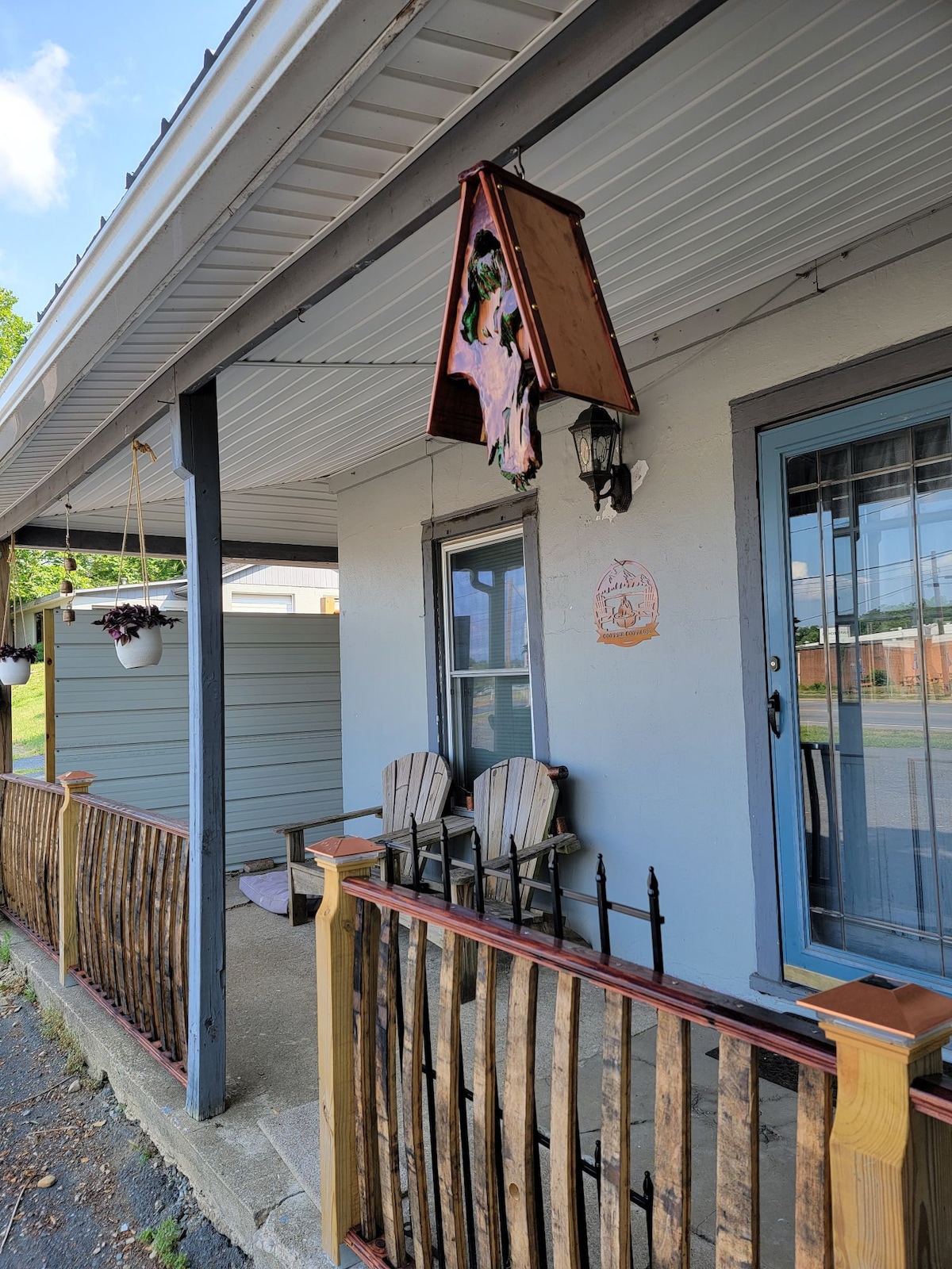 The Copper Cottage - near the Appalachian Trail