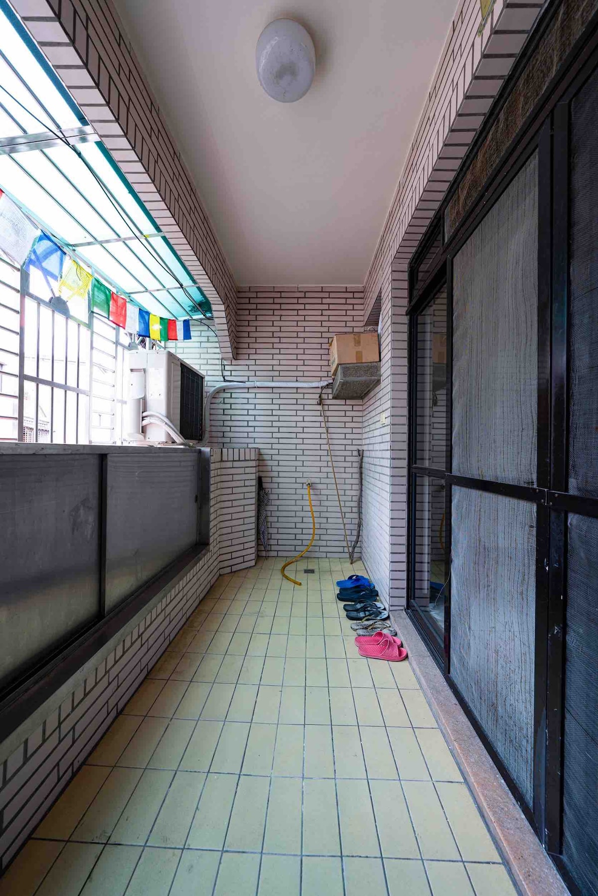 台北市3间卧室和2个卫生间，靠近地铁