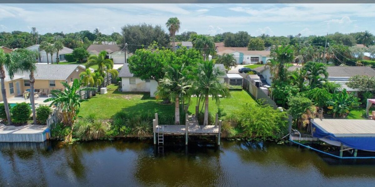 zCanal with Dock/Game Room/Close to Beach+Downtown