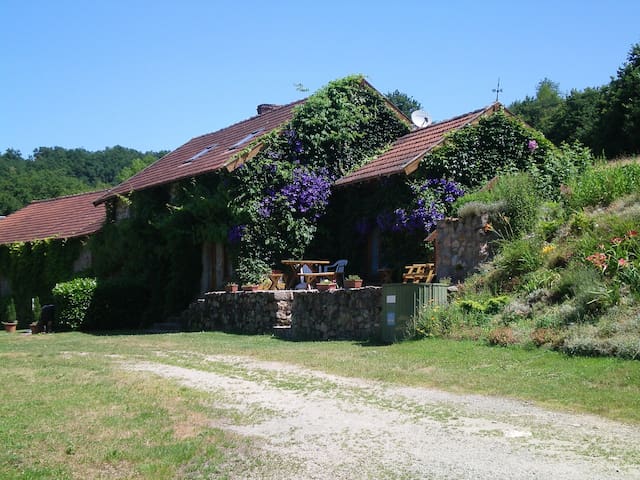 埃穆蒂耶尔 (Eymoutiers)的民宿