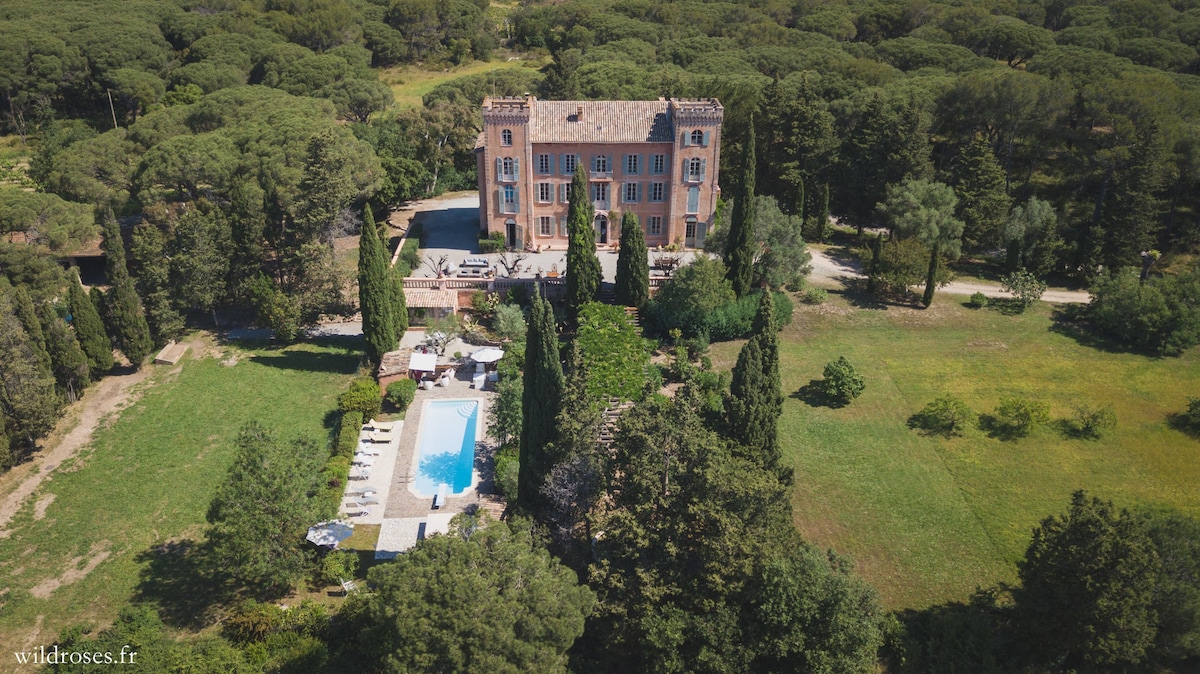 Château de Vaucouleurs -住宿和婚礼