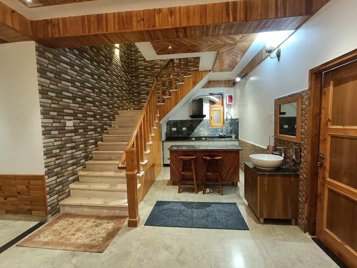 Wild Orchard Luxurious Homestay (2pax)