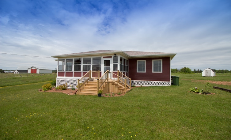 Cove的Red Sands - Cottage in Canoe Cove