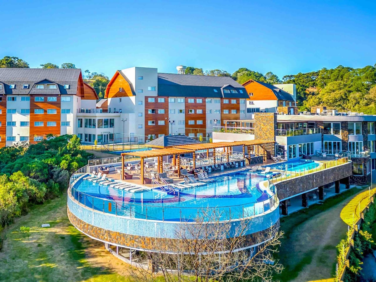 Gramado Resort Golden | Laghetto