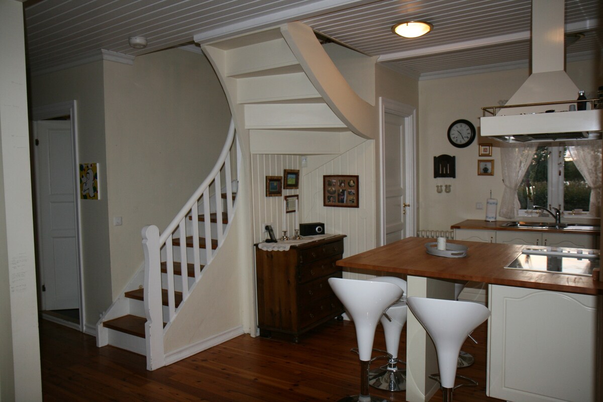 Double room in a cozy old Villa