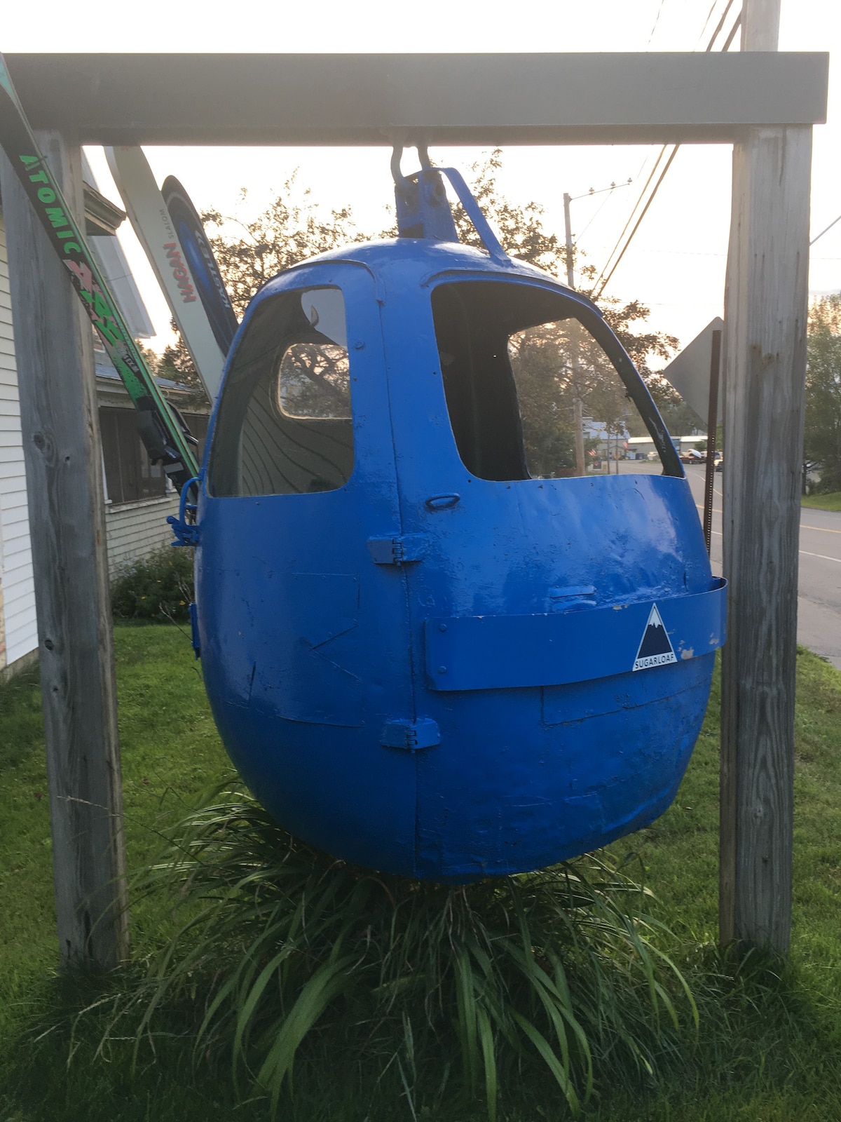 蓝色贡多拉（ Blue Gondola ） ，位于缅因州西部公寓。# 1