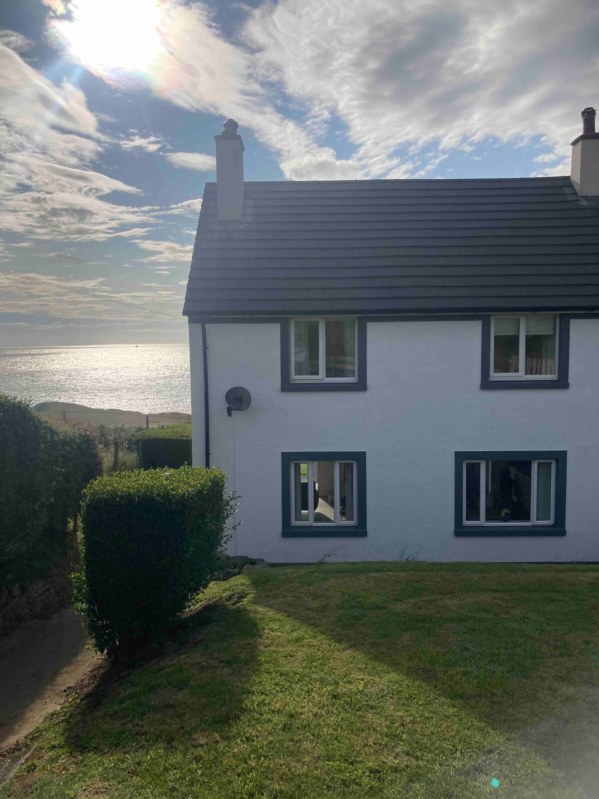 ERIN NEAMH -  Magnificent sea views cosy cottage