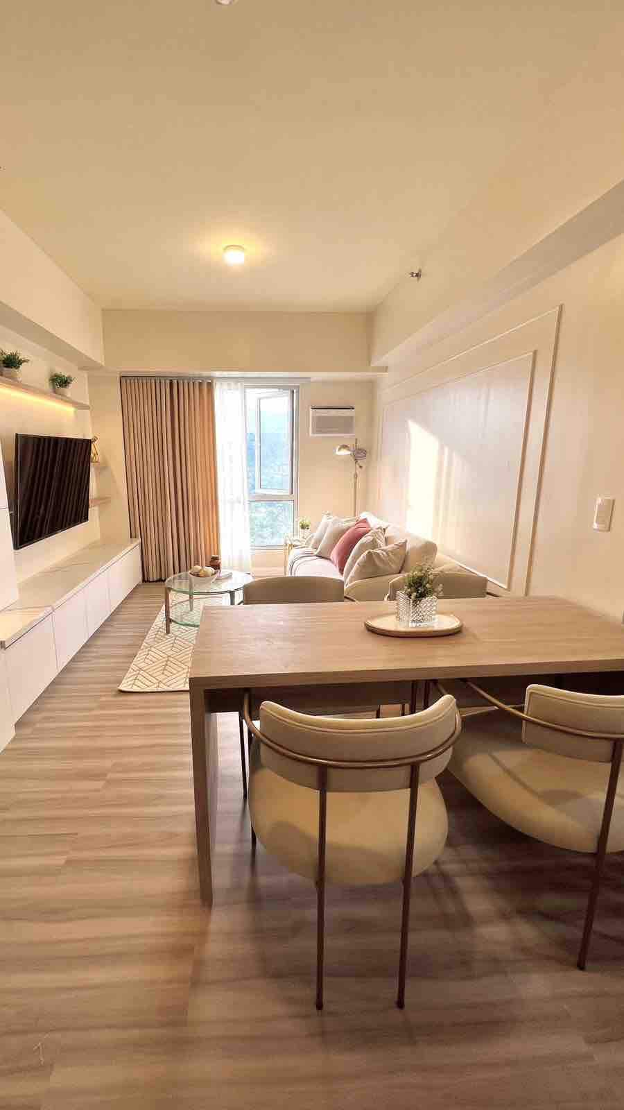 Modern 1 Bedroom Condo in Avida Riala- IT Park