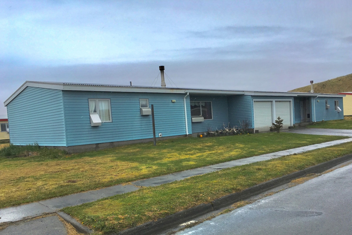 Aleutian Outfitters Lodge - Best WiFi Available!