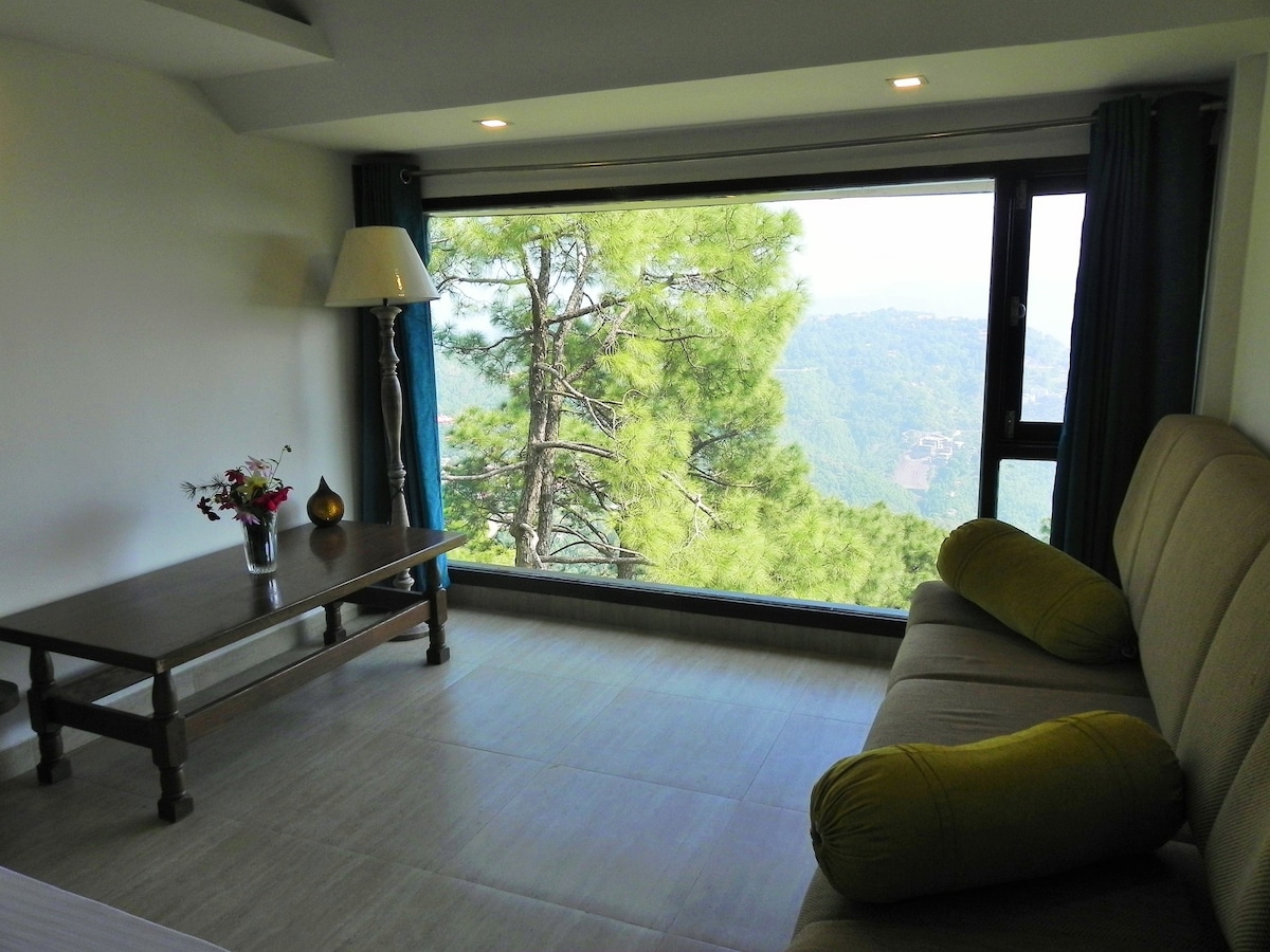 FOREST HOLIDAY HOME AT KASAULI HILLS