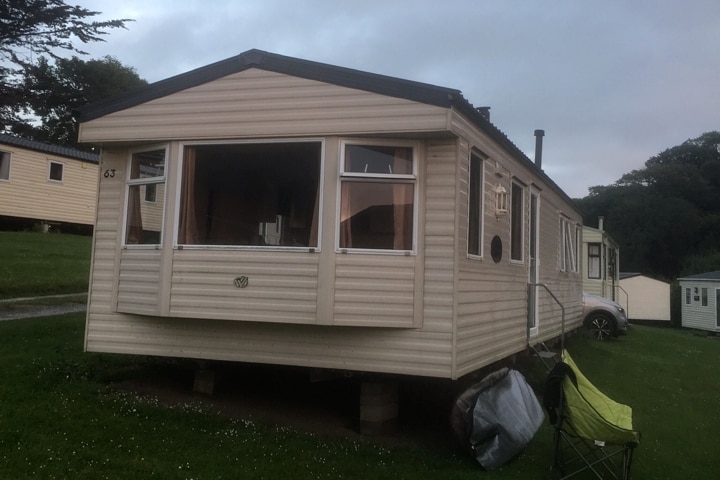 New list! 3 bedroom static, 300m to Polzeath beach