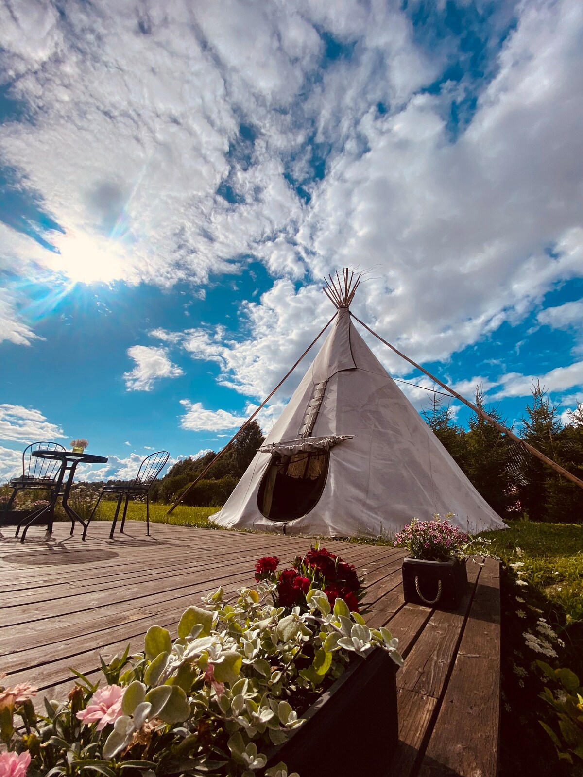 Tipi tent with terrace