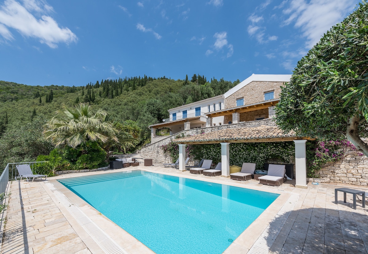 Country Home in Nissaki - Prestige Villas Corfu