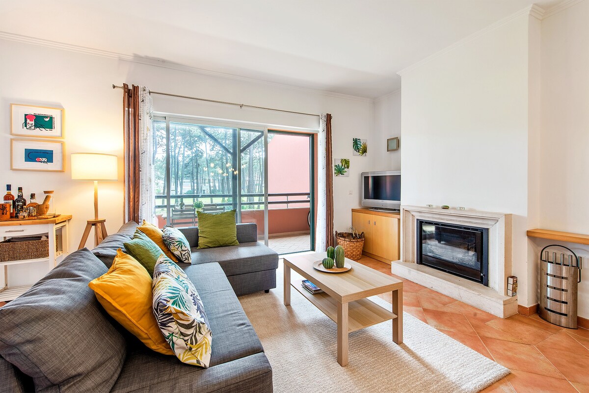 Aroeira by the sea & golf apartment