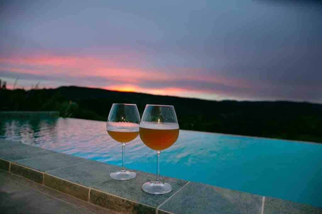 Casa de campo com piscina e pôr do sol magnífico!