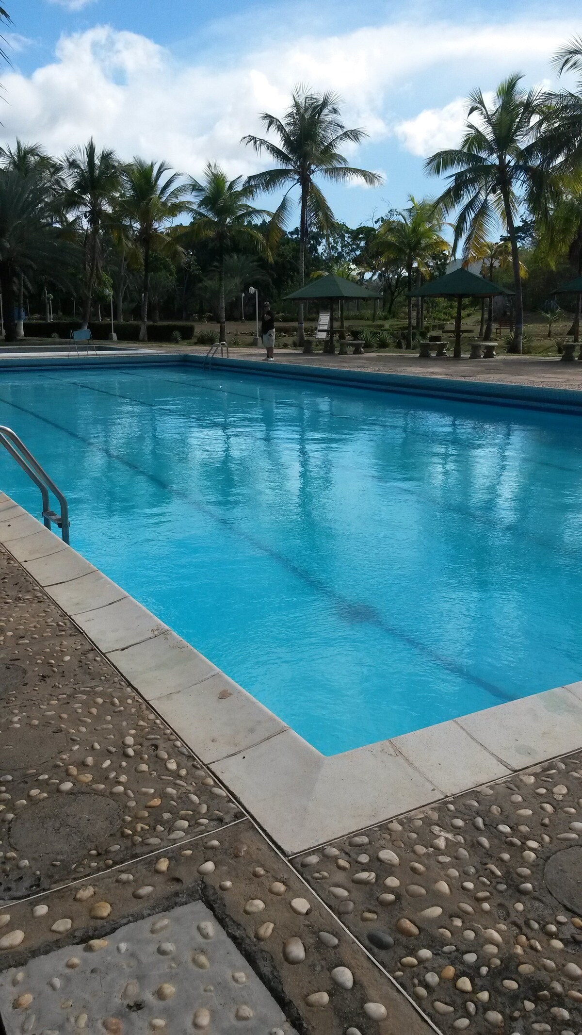 Apartment in Juan Griego con piscina