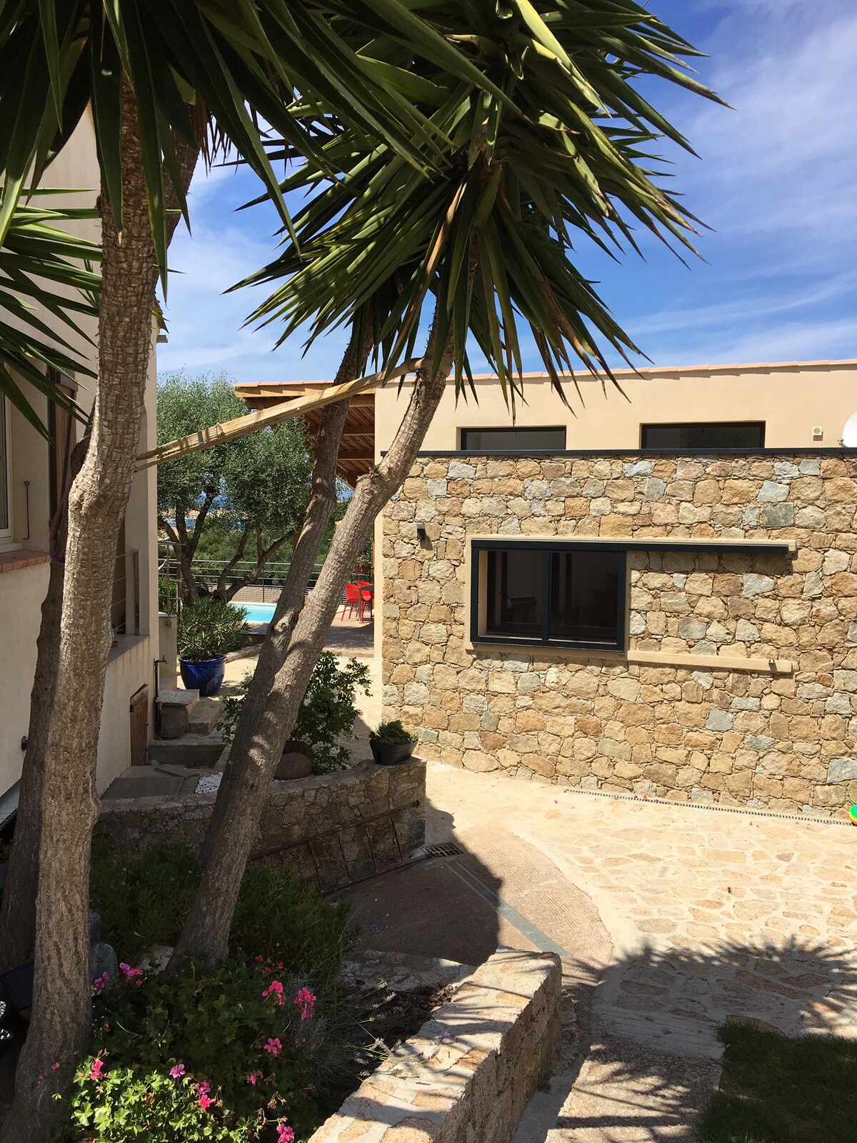 Casa di l 'Alivu ，带泳池的复式公寓，可欣赏海景