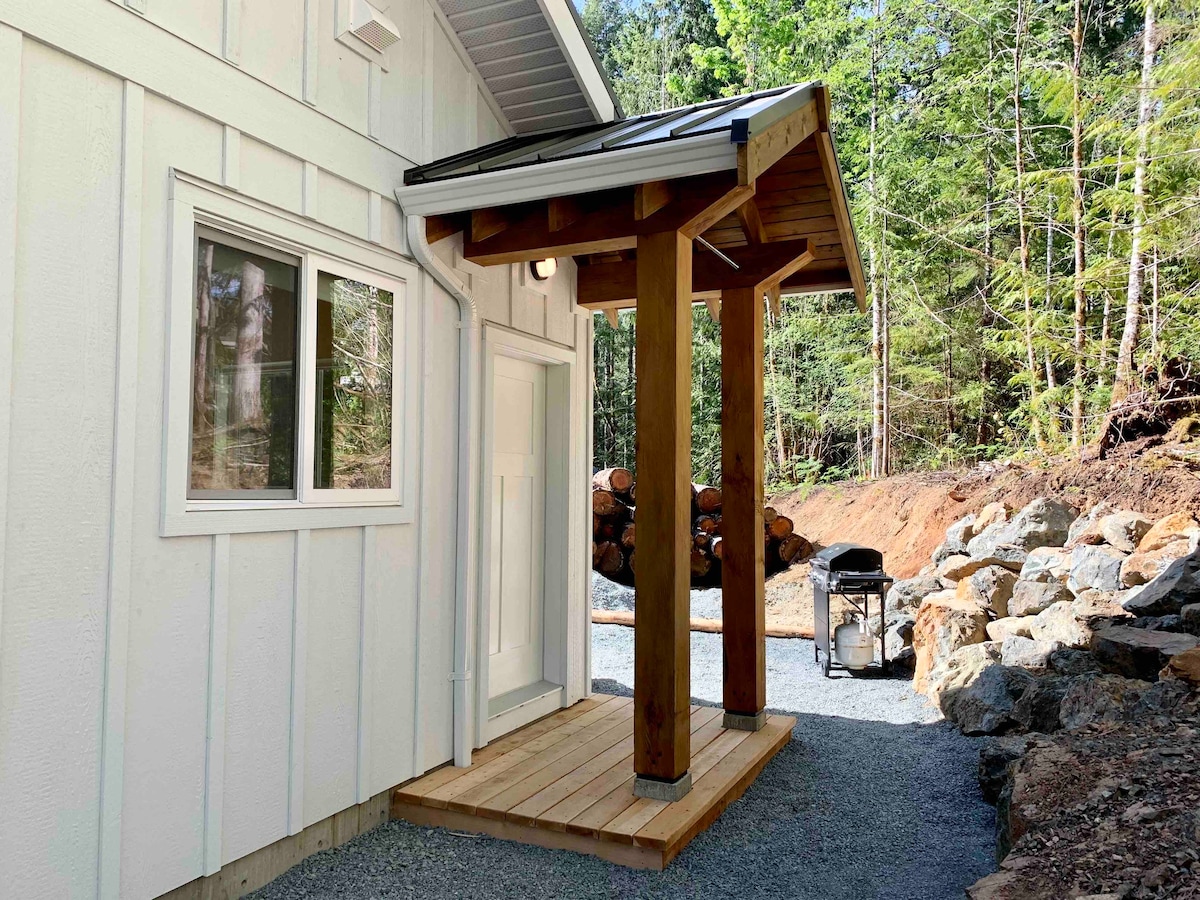 Sawing Logs Suite—near Sproat Lake