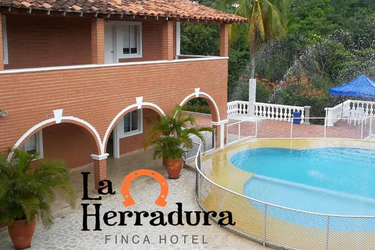 Finca Hotel La Herradura