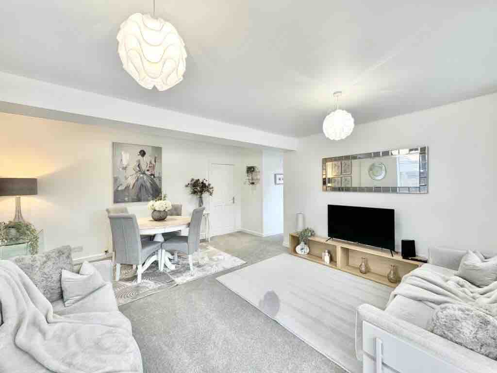 Stylish Home in Garforth