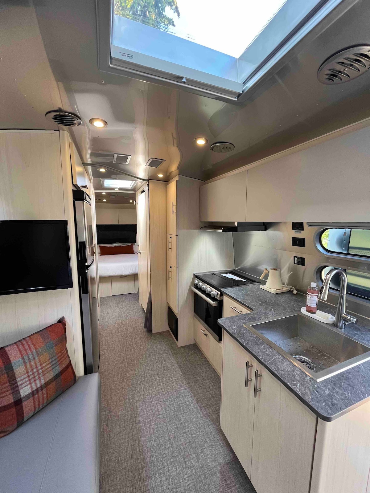 Downtown Bellevue Heated AC Airstream