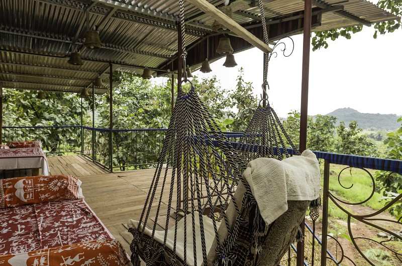 Jungle Treehouse by the river