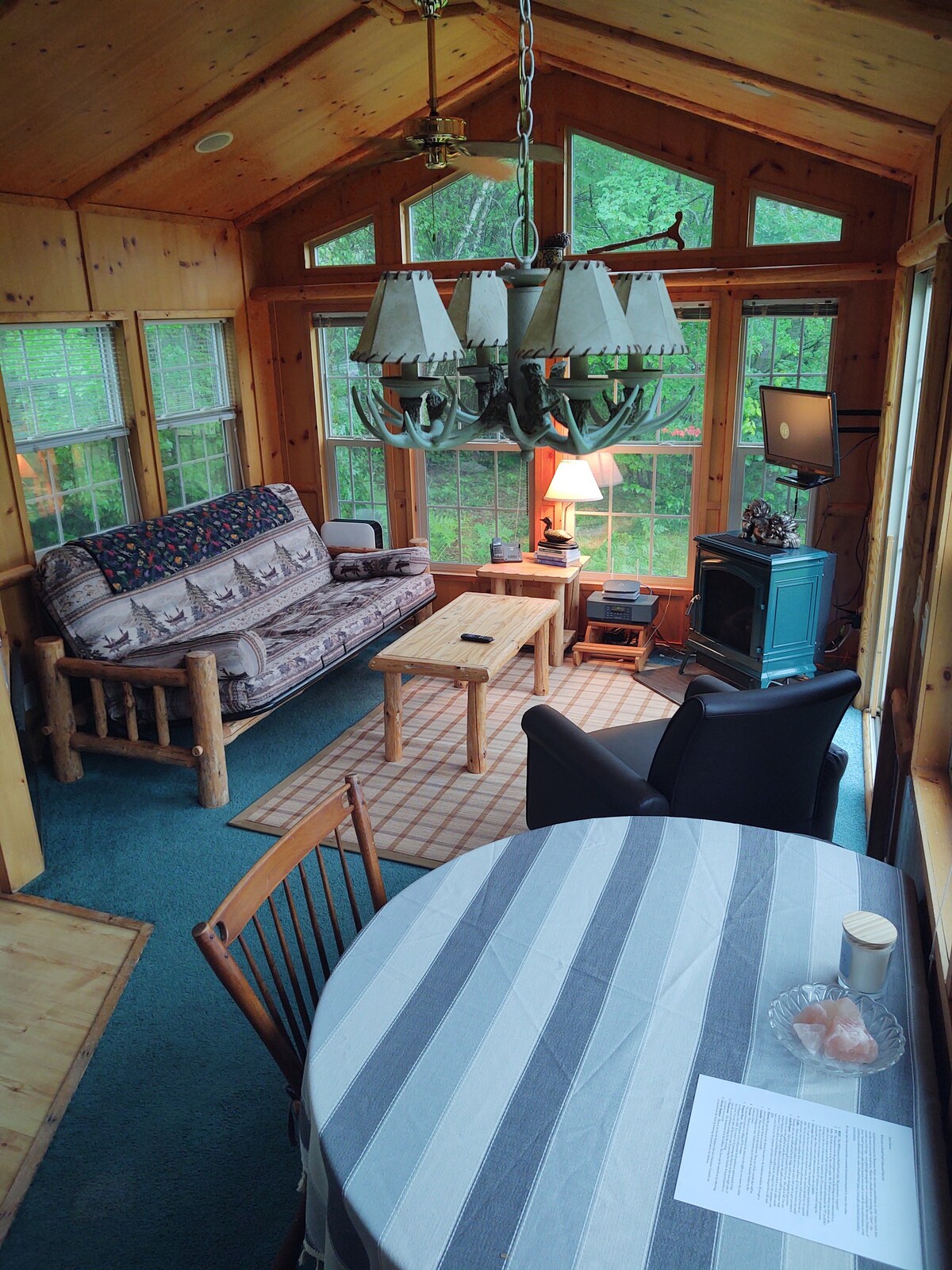 Cabin Next To Snowmobile/Hiking Trails Ski Nearby
