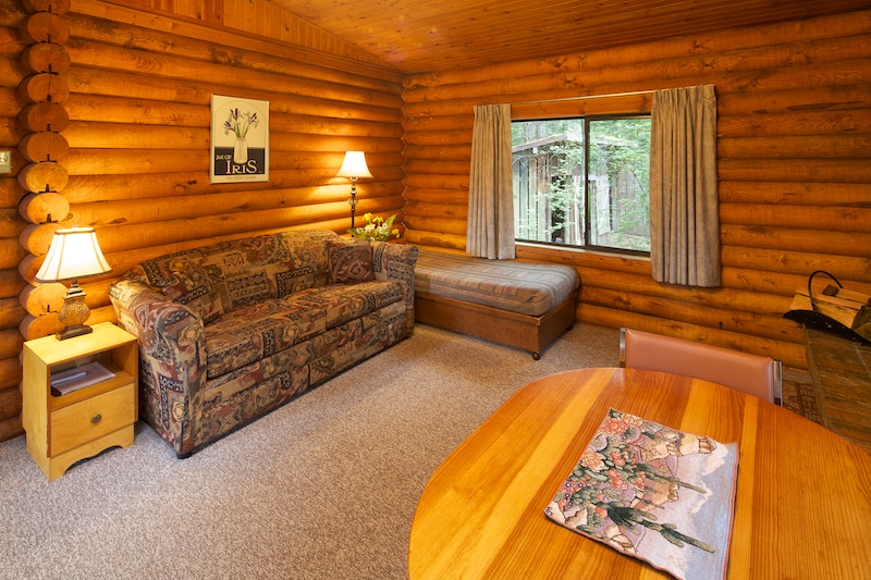 salt spring island · 整套小木屋 · 库森湖度假村1卧室原木小屋