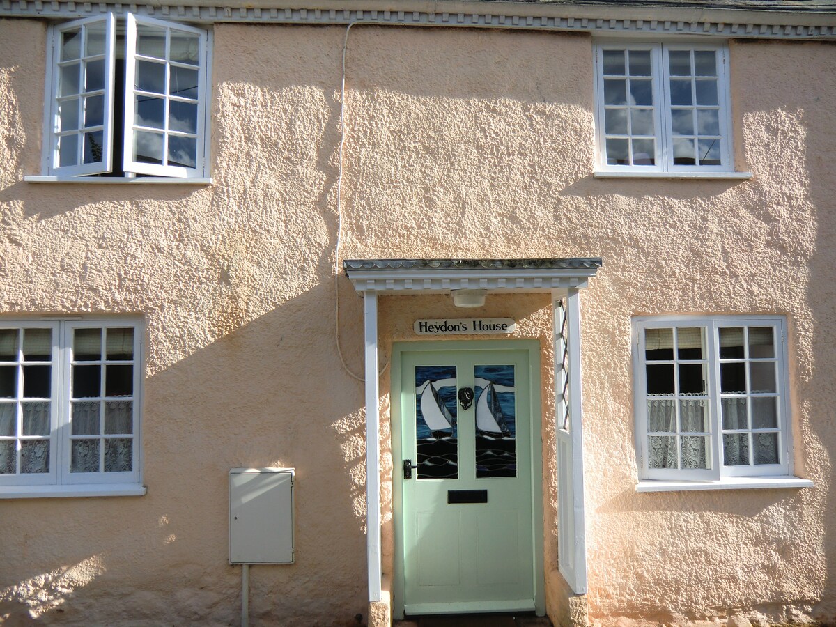 Heydons House, Sidmouth -无线网络停车场-海滩