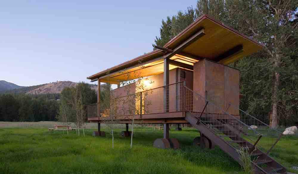 Methow Valley Rolling Huts # 1