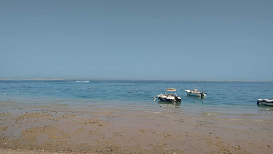HRV102位于Mamsha Hurghada的漂亮3居室海景别墅