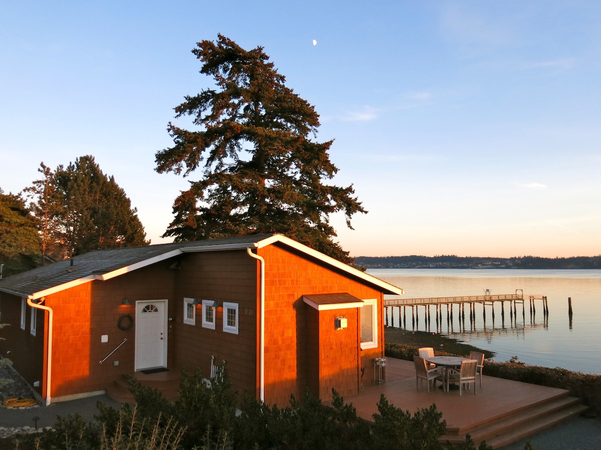 Sandpiper Haven ： Whidbey Waterfront Beach House