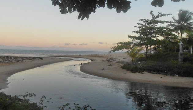 Linda casa na frente da praia