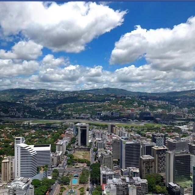 Plaza Francia Altamira Modern Executive