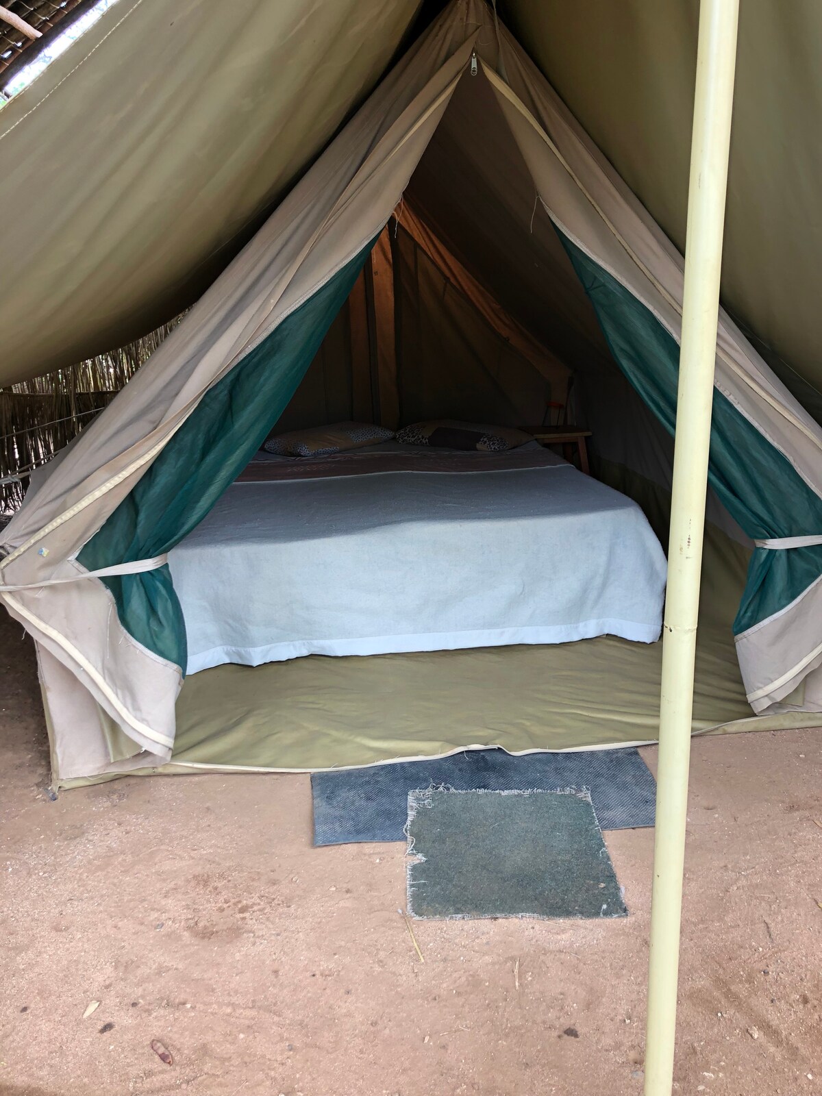 Sambururiversidecamp