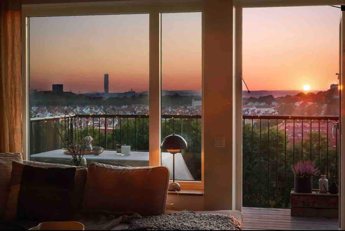 Nybyggd lägenhet i Göteborg med 2 balkonger!