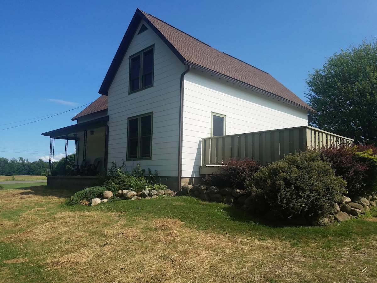 Country Farmhouse Lodge