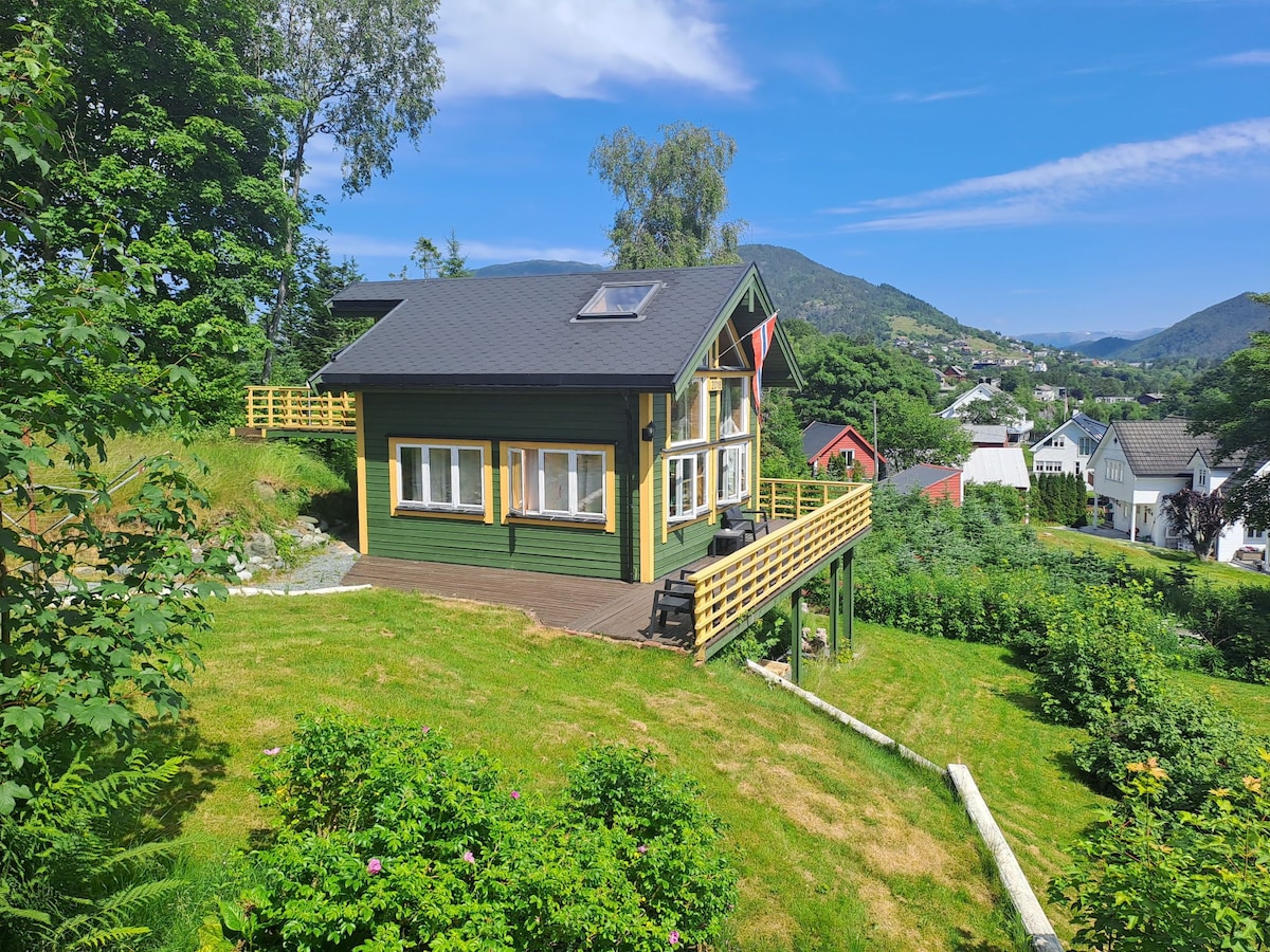 Kringlo, cozy cabin with a view