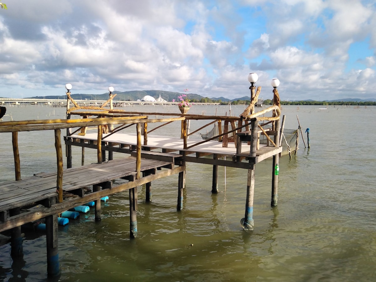 宋卡湖（ Songkhla Lake ）度假屋