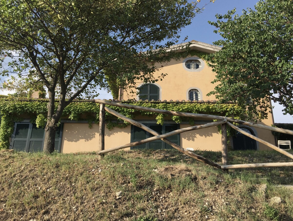 Villa with swimming pool at 40 min. far from  Rome