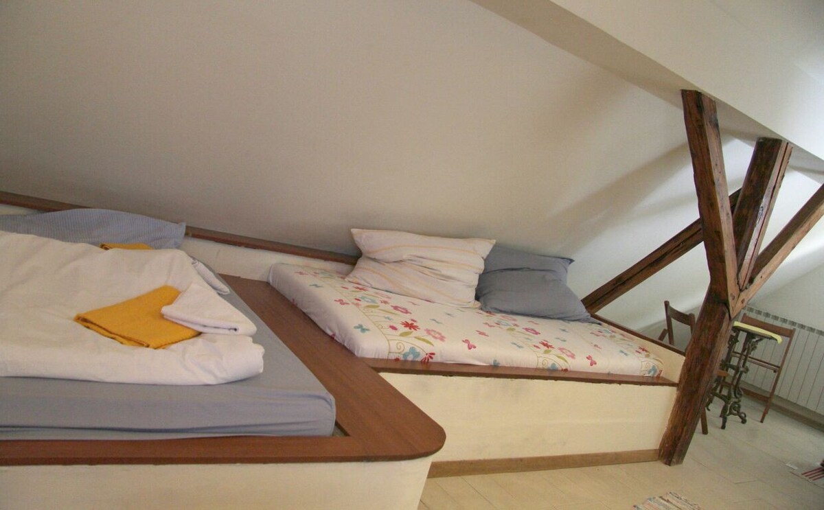 Comfort triple room in the loft