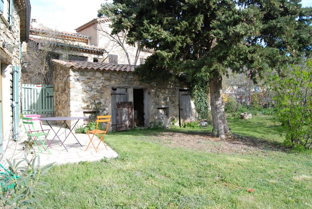 Maison en Drôme Provençale: calme et nature