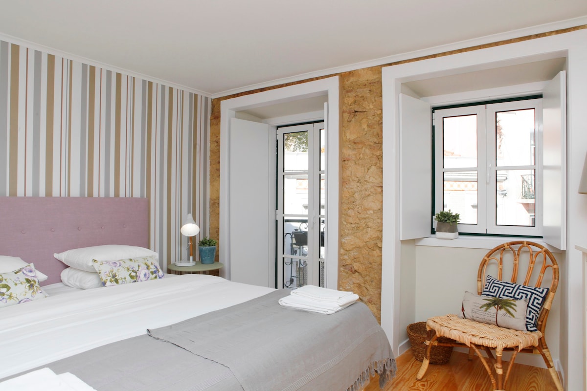 Flores客栈-舒适双人床客房或标准单人床客房